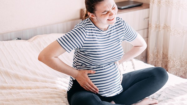 频频出现的新生婴儿缺陷怎么防？原来电吹风也会造成出生缺陷